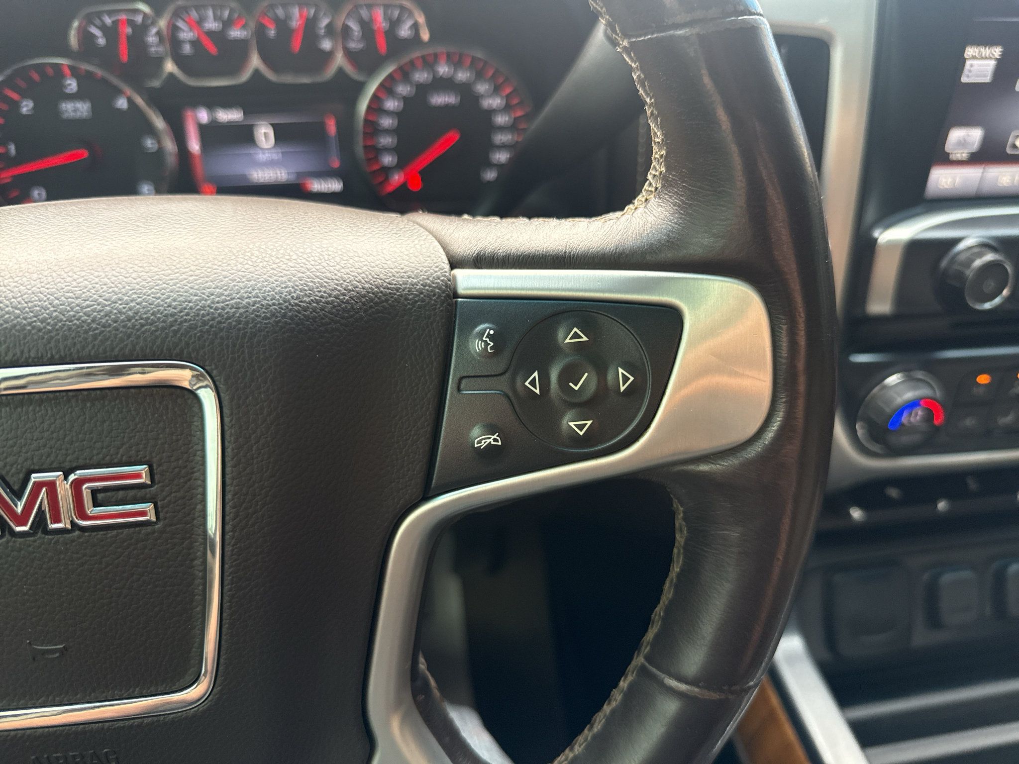Used 2014 GMC Sierra 1500 SLT w/ SLT Crew Cab Value Package AWD/4WD image 16