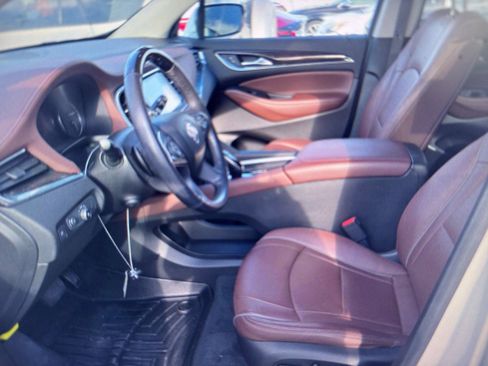 Used 2021 Buick Enclave Avenir w/ Avenir Technology Package FWD image 3