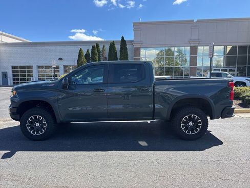Used 2026 Chevrolet Silverado 1500 ZR2 image 9
