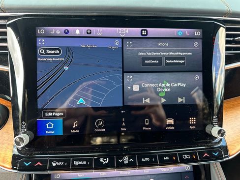 Used 2022 Jeep Grand Wagoneer Series III image 29