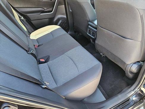 Certified 2025 Toyota RAV4 XLE FWD image 17
