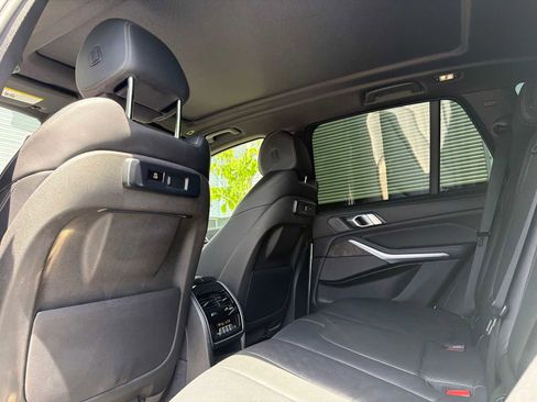 Used 2020 BMW X5 xDrive40i w/ M Sport Package AWD/4WD image 19