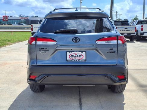 Used 2024 Toyota Corolla Cross AWD Hybrid image 7