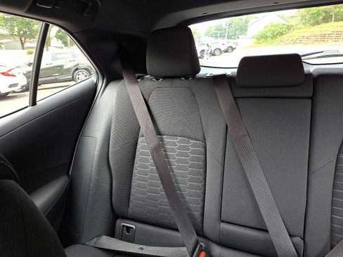 Used 2021 Toyota Corolla SE image 18