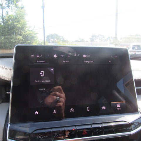 Used 2025 Jeep Compass Limited AWD/4WD image 19