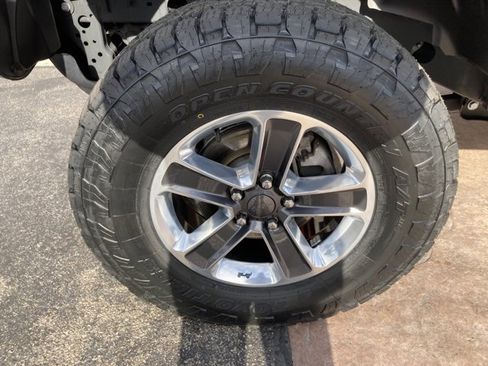 Used 2022 Jeep Wrangler Unlimited Sahara w/ Safety Group image 32