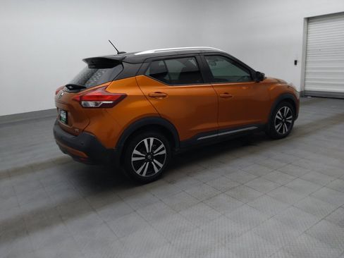 Used 2020 Nissan Kicks SR FWD image 10