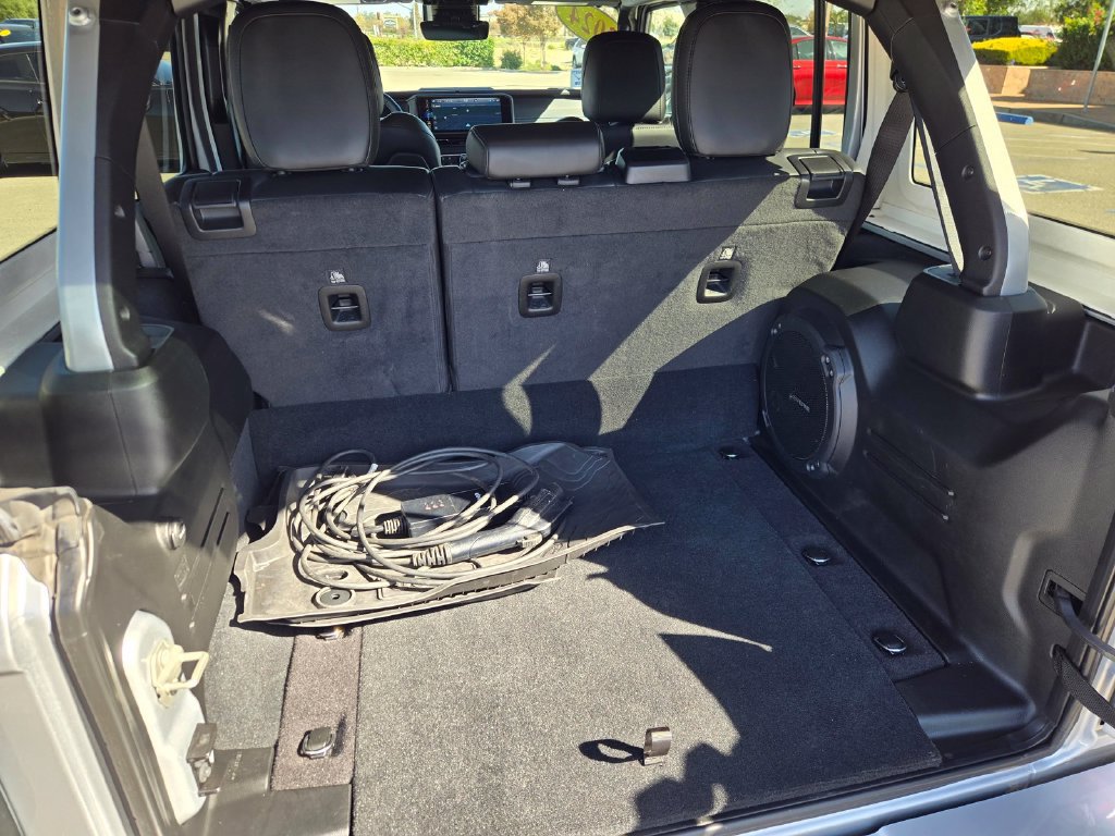 Used 2024 Jeep Wrangler High Altitude AWD/4WD image 32