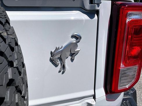 New 2026 Ford Bronco Heritage Edition AWD/4WD image 12