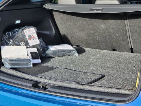 New 2026 Volkswagen Atlas Cross Sport SE image 30