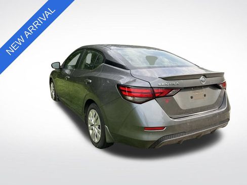 Used 2020 Nissan Sentra S w/ Trunk Package FWD image 5