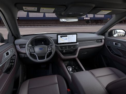 New 2026 Ford Explorer Platinum w/ LUX Leather Package AWD/4WD image 9
