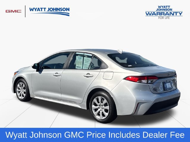 Used 2026 Toyota Corolla LE FWD image 3