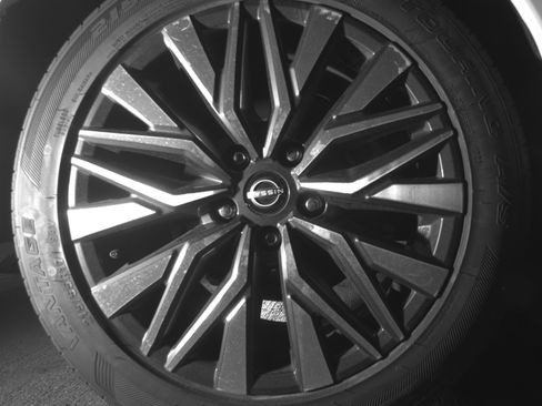 Used 2025 Nissan Altima 2.5 SV image 15