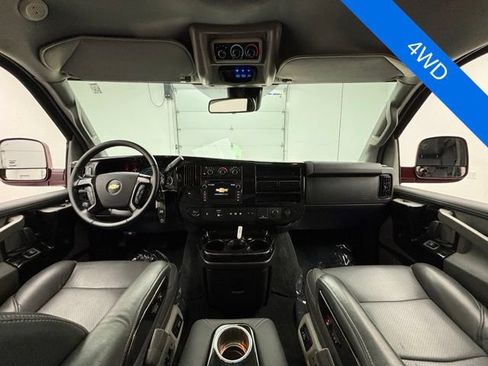 Used 2020 Chevrolet Express 2500 Extended w/ Enhanced Convenience Package RWD image 23
