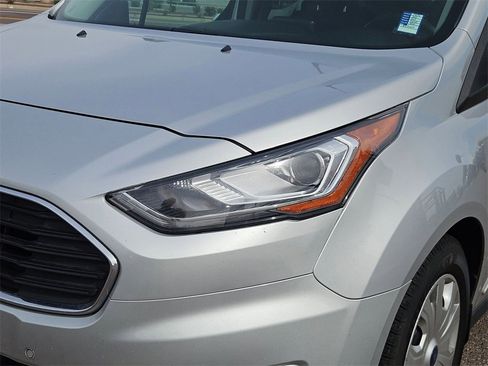 Used 2022 Ford Transit Connect XLT image 10