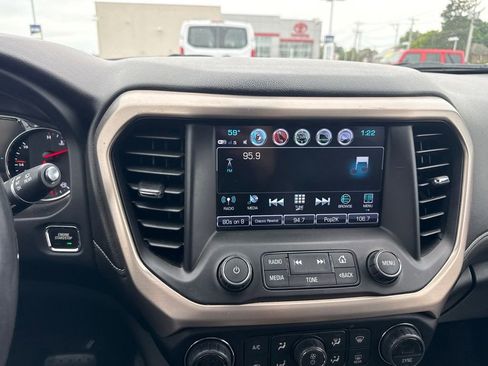 Used 2019 GMC Acadia Denali w/ Technology Package AWD/4WD image 9