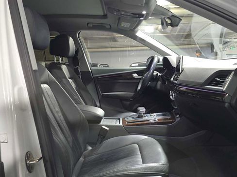 Used 2019 Audi Q5 Prestige w/ Prestige Package image 10