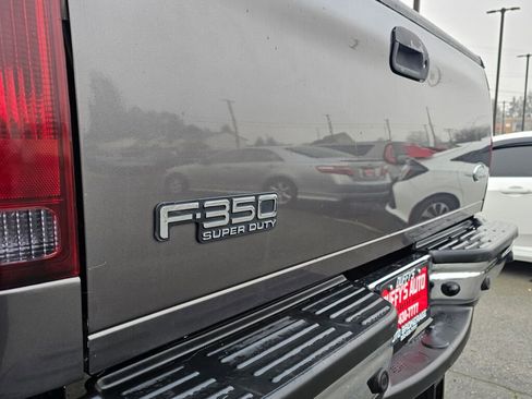Used 2003 Ford F350 Lariat image 29