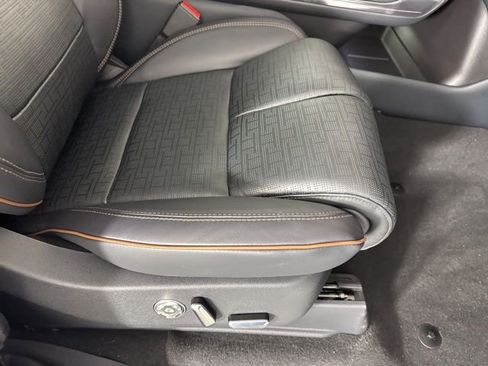 New 2025 Lincoln Navigator Black Label image 24