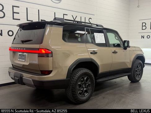 Used 2026 Lexus GX 550 AWD/4WD image 4