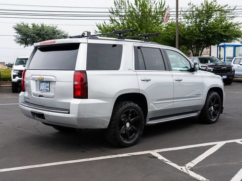 Used 2015 Chevrolet Tahoe LTZ AWD/4WD image 4