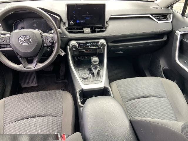Used 2024 Toyota RAV4 LE AWD/4WD image 14