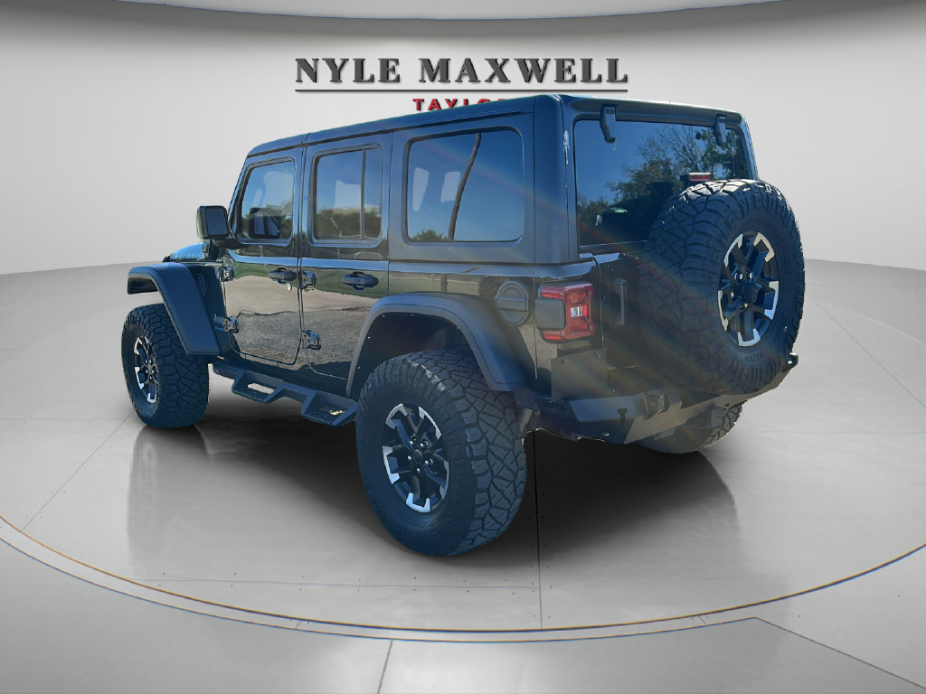 Used 2024 Jeep Wrangler Unlimited Rubicon 4xe w/ Technology Group AWD/4WD image 11
