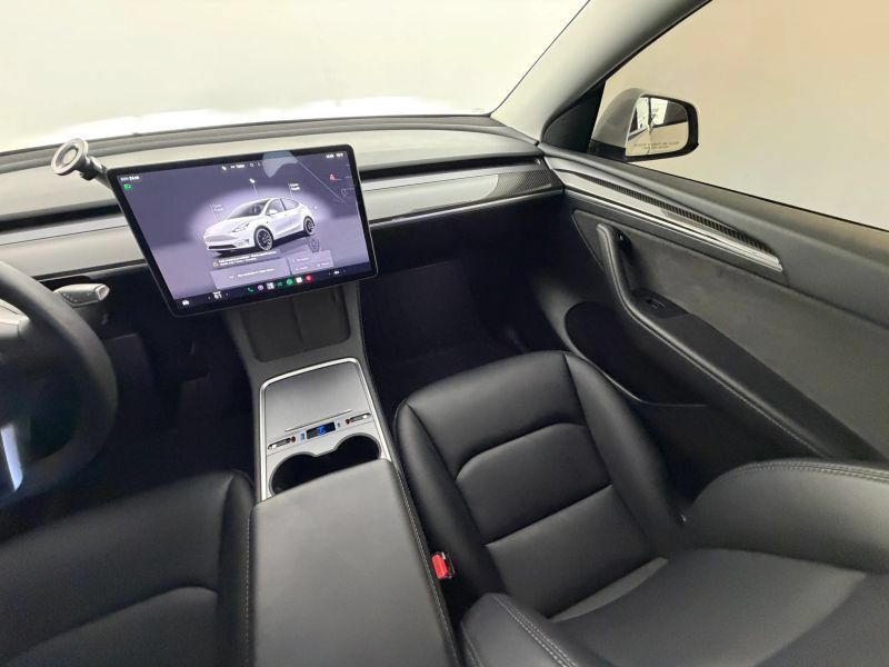 Used 2025 Tesla Model Y Long Range AWD/4WD image 10