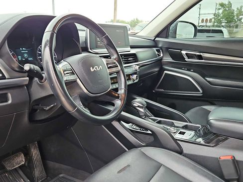 Used 2022 Kia Telluride LX FWD image 10