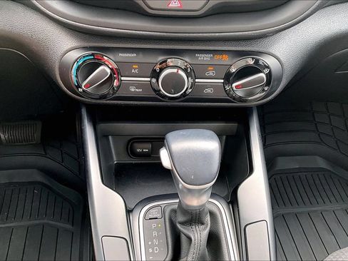 Used 2020 Kia Soul X-Line FWD image 24