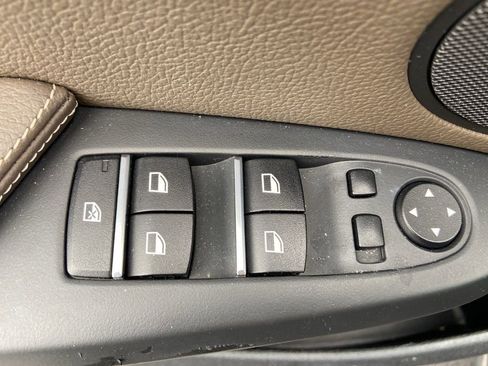 Used 2012 BMW X3 xDrive28i AWD/4WD image 16
