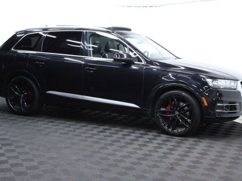 Used 2017 Audi Q7 3.0T Prestige w/ Prestige Package image 3