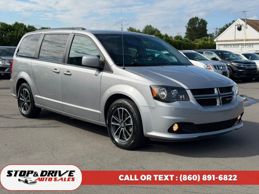 Used 2019 Dodge Grand Caravan GT FWD image 3