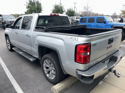 Used 2015 GMC Sierra 1500 SLT w/ SLT Crew Cab Value Package image 12