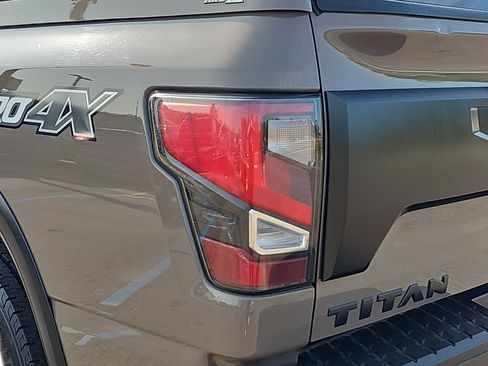 Used 2021 Nissan Titan PRO-4X w/ Off Road Protection Package AWD/4WD image 34