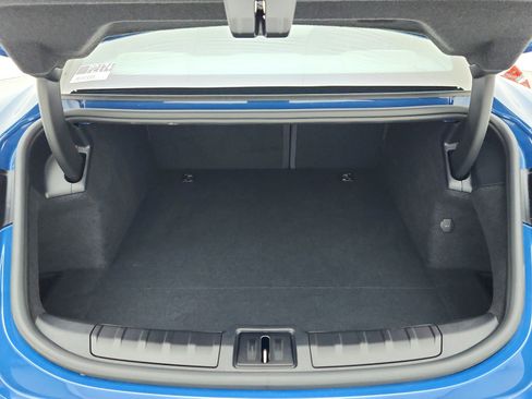 Used 2023 Porsche Taycan RWD image 32