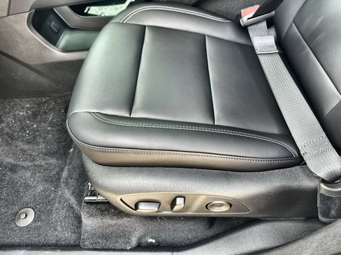 New 2026 GMC Acadia Elevation w/ Elevation Premium Package FWD image 25