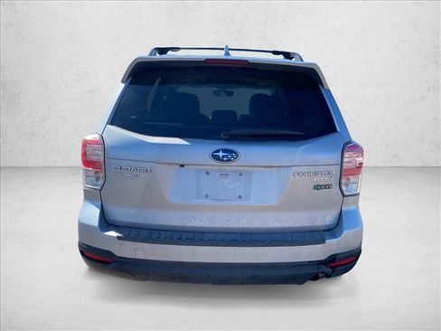 Used 2017 Subaru Forester 2.5i Premium w/ Popular Package #2A AWD/4WD image 7