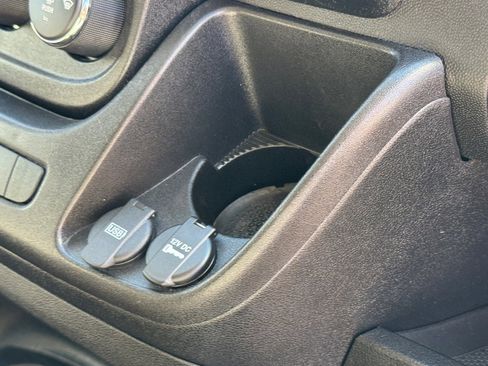 Used 2021 RAM ProMaster 2500 image 17