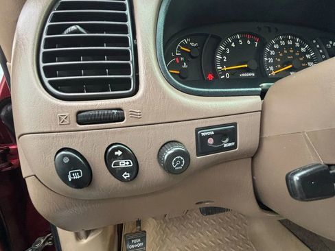 Used 2003 Toyota Tundra Limited image 17