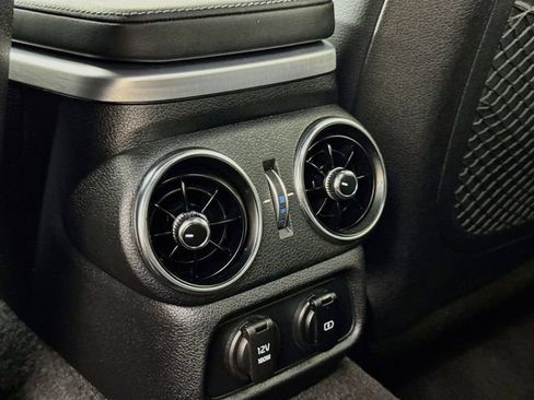 Used 2022 Kia Stinger GT1 RWD image 35