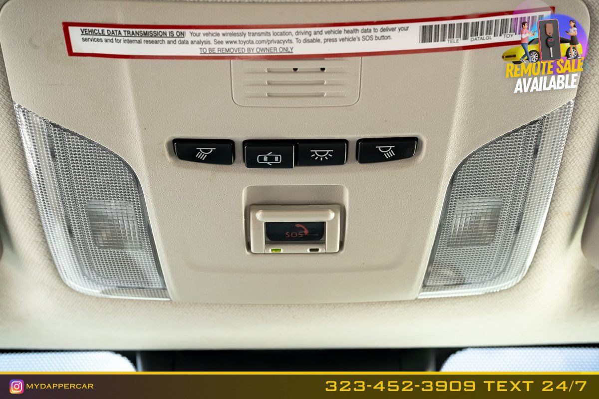 Used 2022 Toyota Corolla LE FWD image 21