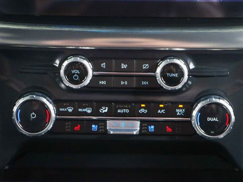 Used 2023 Ford F150 Lariat image 22