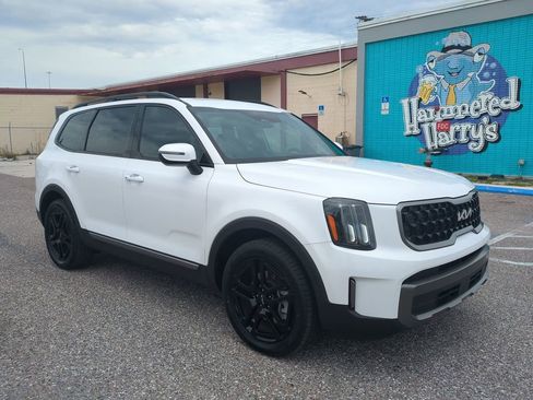 Used 2023 Kia Telluride EX X-Line AWD/4WD image 2