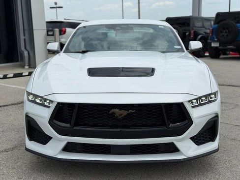Used 2024 Ford Mustang GT Premium RWD image 2