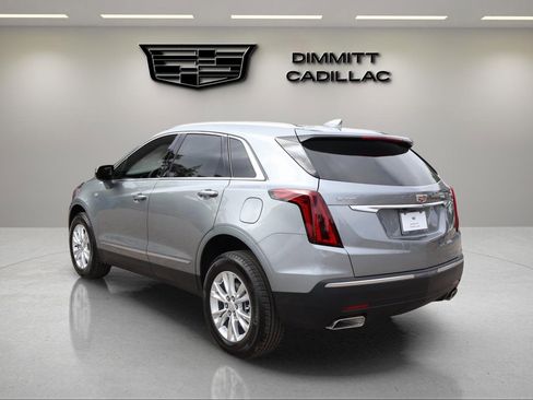 New 2026 Cadillac XT5 Luxury image 3