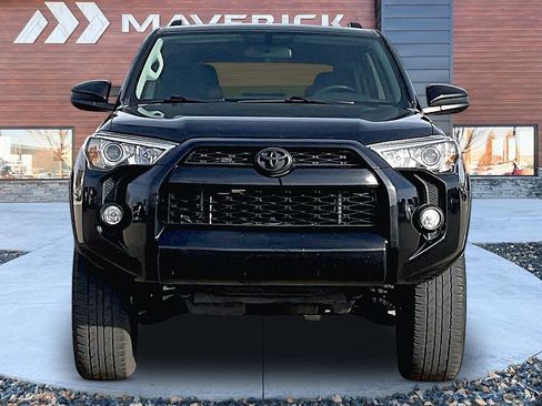 Used 2019 Toyota 4Runner SR5 image 2