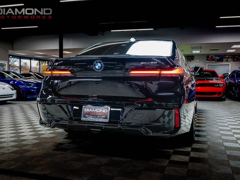 Used 2023 BMW i7 xDrive60 image 7