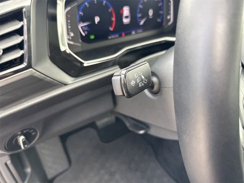 Used 2024 Volkswagen Jetta SEL image 22